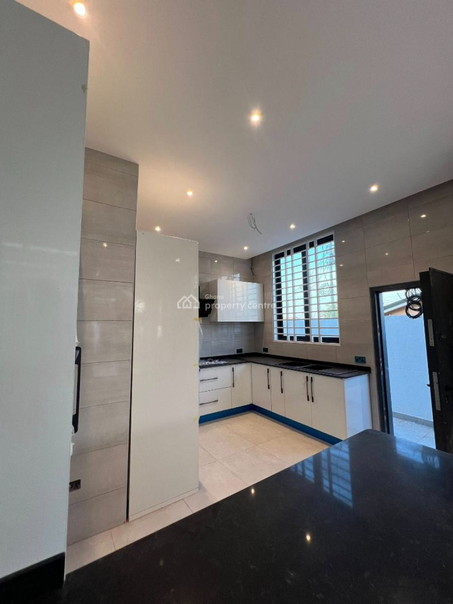 Executive 4 Bedrooms, Ga East Municipal, Accra, House for Sale