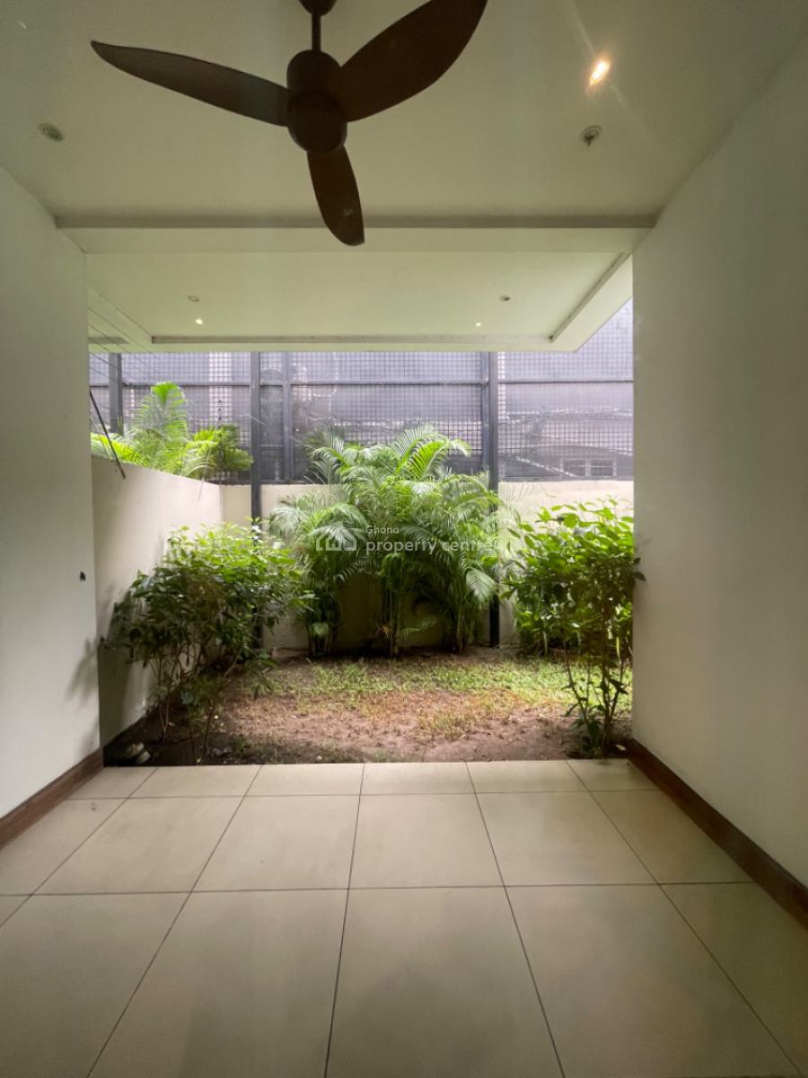 Furnished and Unfurnished 3 Bedroom Townhouse with Boys Quarters, North Labone, Accra, Semi-detached Duplex for Rent
