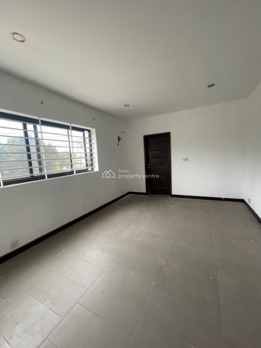 Apartment Complex (entire Apartment), Ringway, Osu, Accra, Apartment for Rent