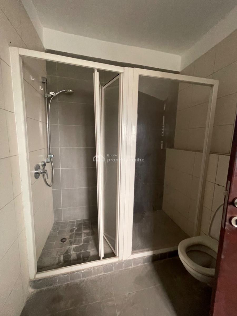 Apartment Complex (entire Apartment), Ringway, Osu, Accra, Apartment for Rent