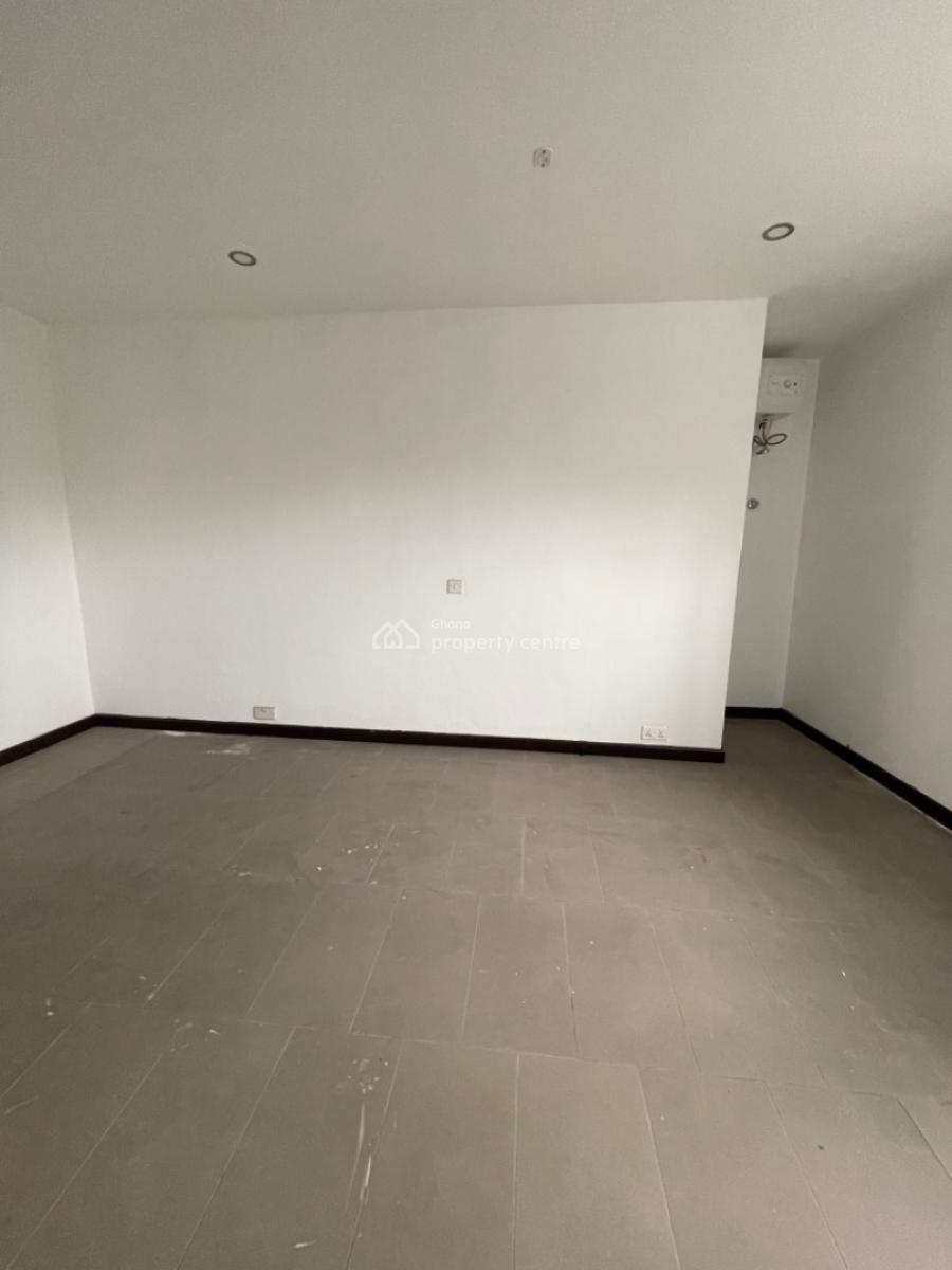 Apartment Complex (entire Apartment), Ringway, Osu, Accra, Apartment for Rent