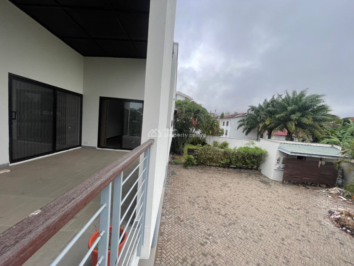 Apartment Complex (entire Apartment), Ringway, Osu, Accra, Apartment for Rent