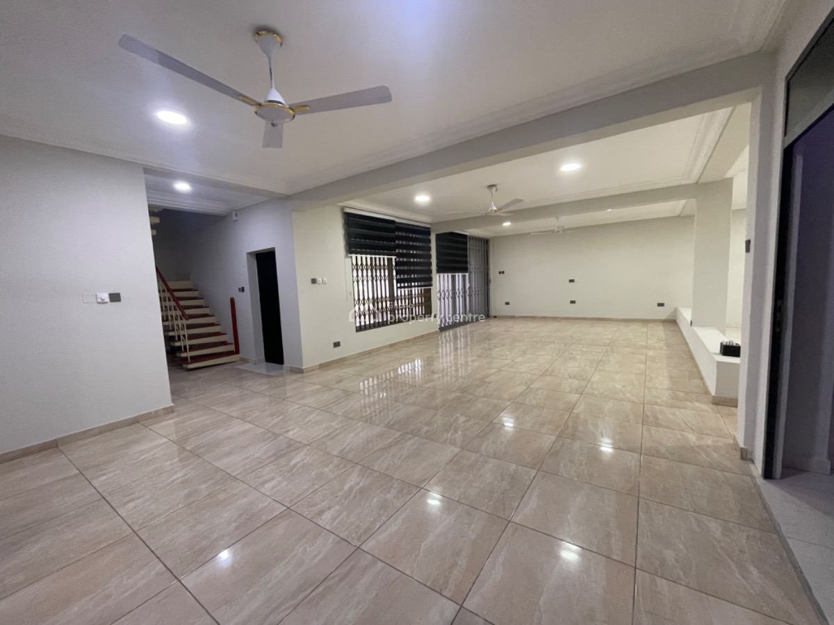 6 Bedroom House, Ringway, Osu, Accra, House for Rent