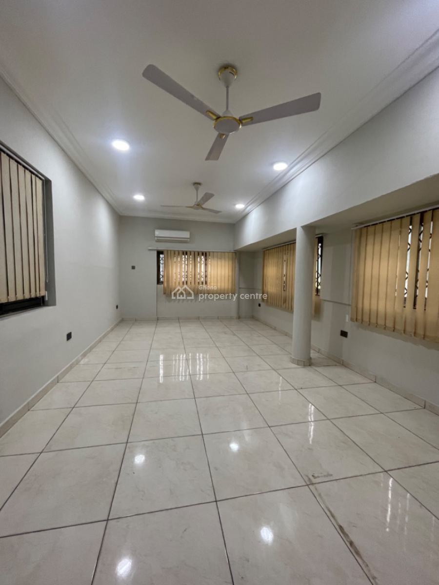 6 Bedroom House, Ringway, Osu, Accra, House for Rent