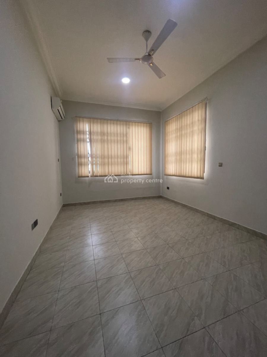 6 Bedroom House, Ringway, Osu, Accra, House for Rent
