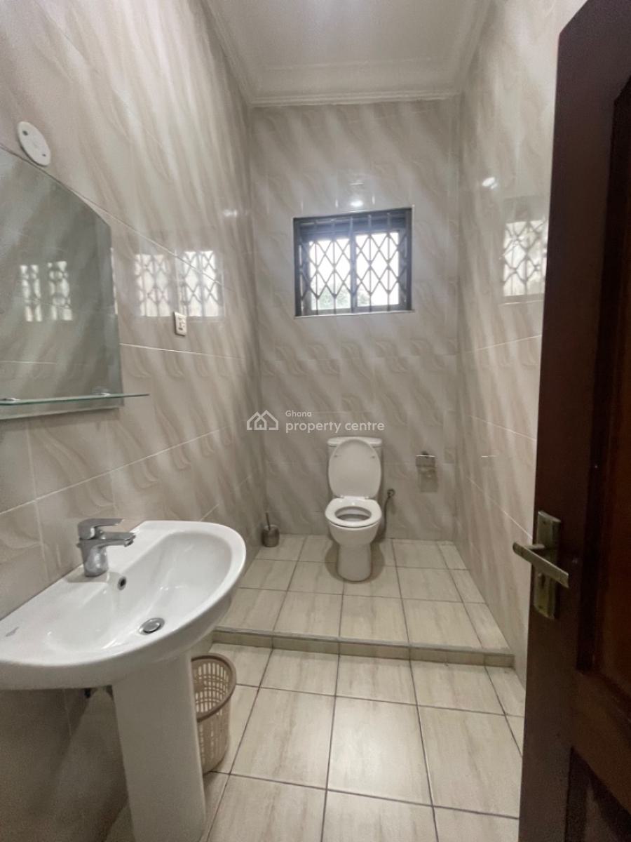 6 Bedroom House, Ringway, Osu, Accra, House for Rent