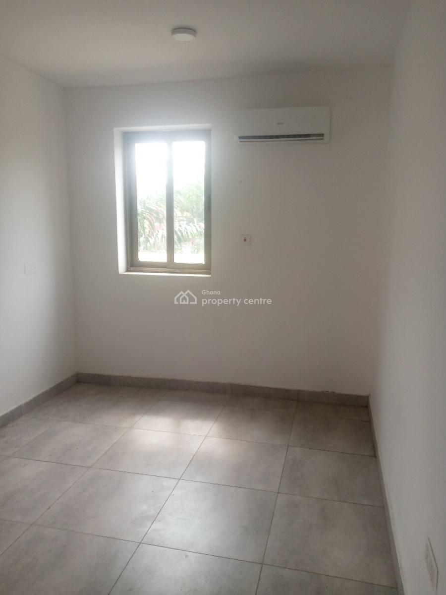 a Semi Furnished 3.5bedroom Semi Detached House @ North Legon, North Legon, Accra, Semi-detached Duplex for Rent