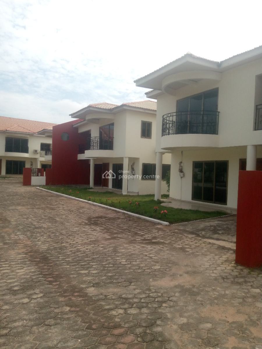 a Semi Furnished 3.5bedroom Semi Detached House @ North Legon, North Legon, Accra, Semi-detached Duplex for Rent