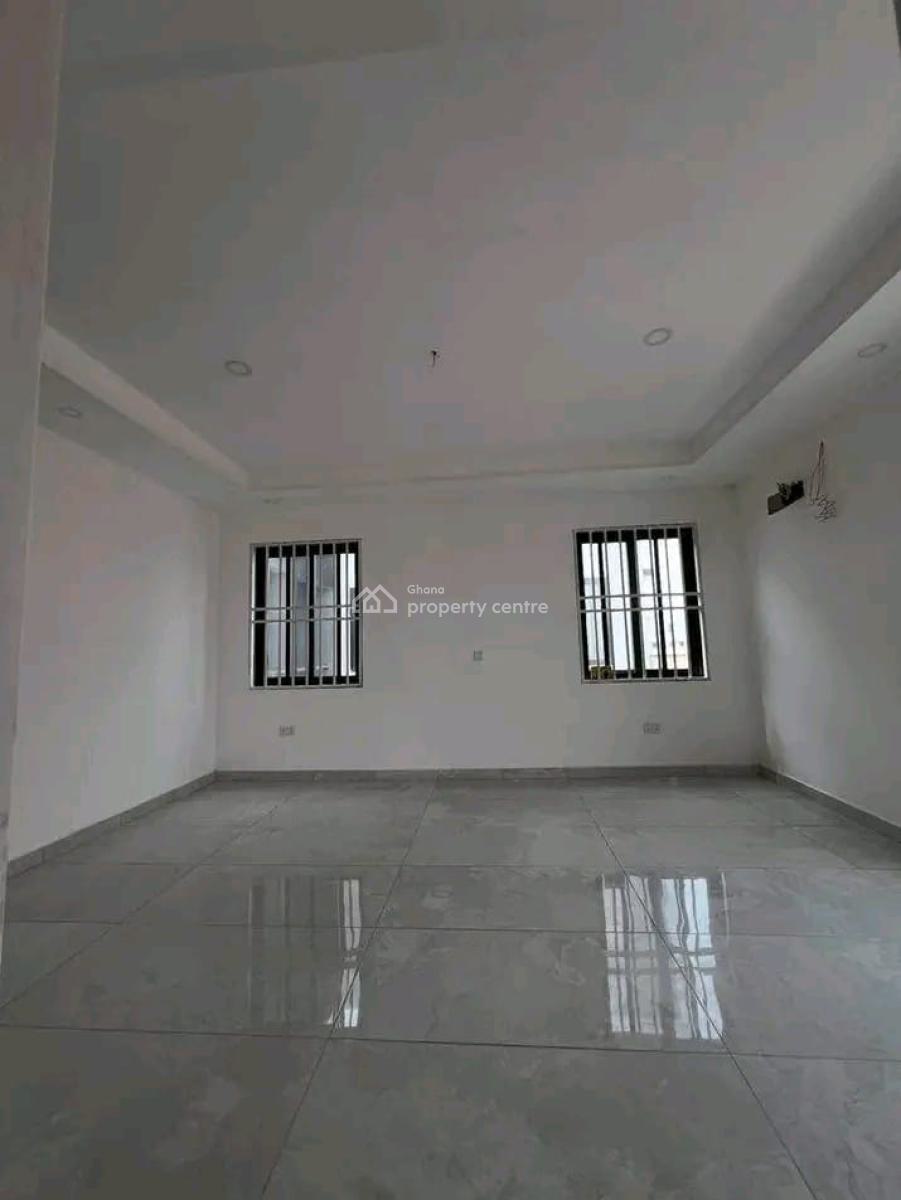 Luxurious Newly Built 4-bedroom Townhouse @ East Legon, East Legon, Accra, House for Sale