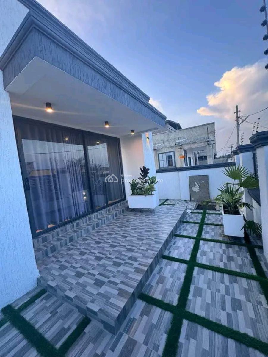 a Luxurious 3-bedroom Townhouse @tema Comm23, Comm.23, Tema, Accra, House for Sale