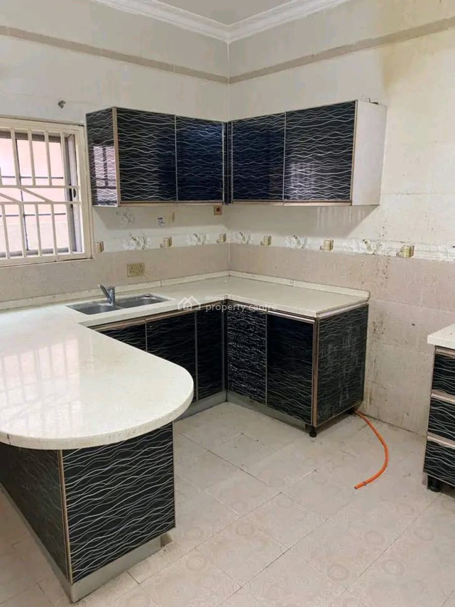 Executive 3-bedroom Townhouse @ Tantra Hill, Tantra Hill, Ga West Municipal, Accra, House for Rent