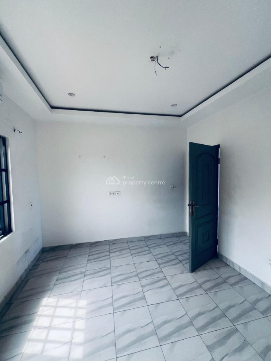 Executive 2-bedroom Apartment @ Ogbojo, Ogbojo, Adenta Municipal, Accra, Apartment for Rent