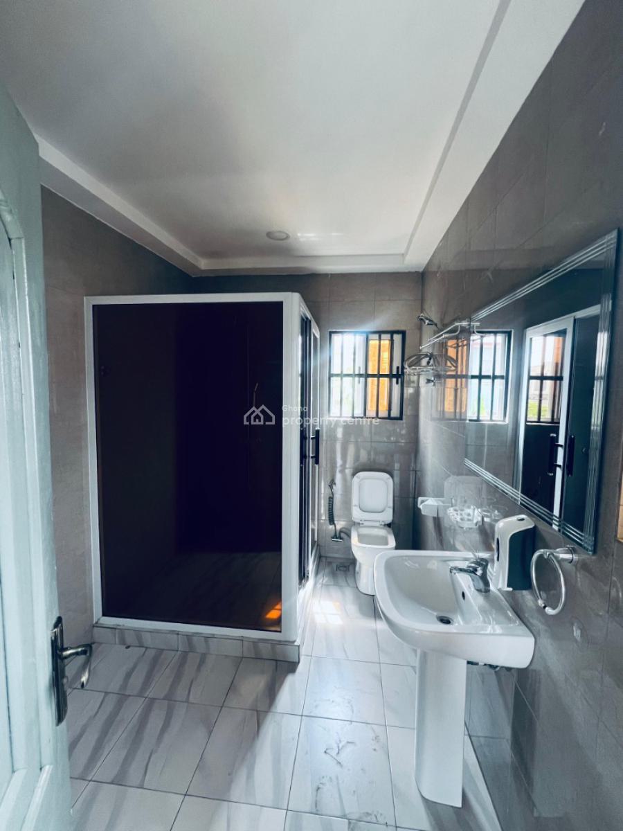 Executive 2-bedroom Apartment @ Ogbojo, Ogbojo, Adenta Municipal, Accra, Apartment for Rent
