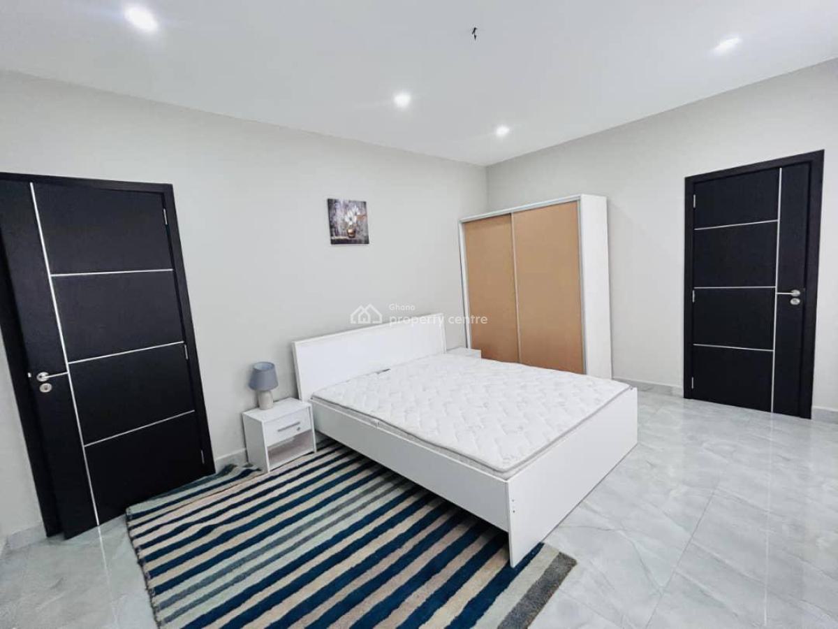 Executive Unfurnished All Ensuite 4 Bedrooms, North Labone, Accra, Townhouse for Rent