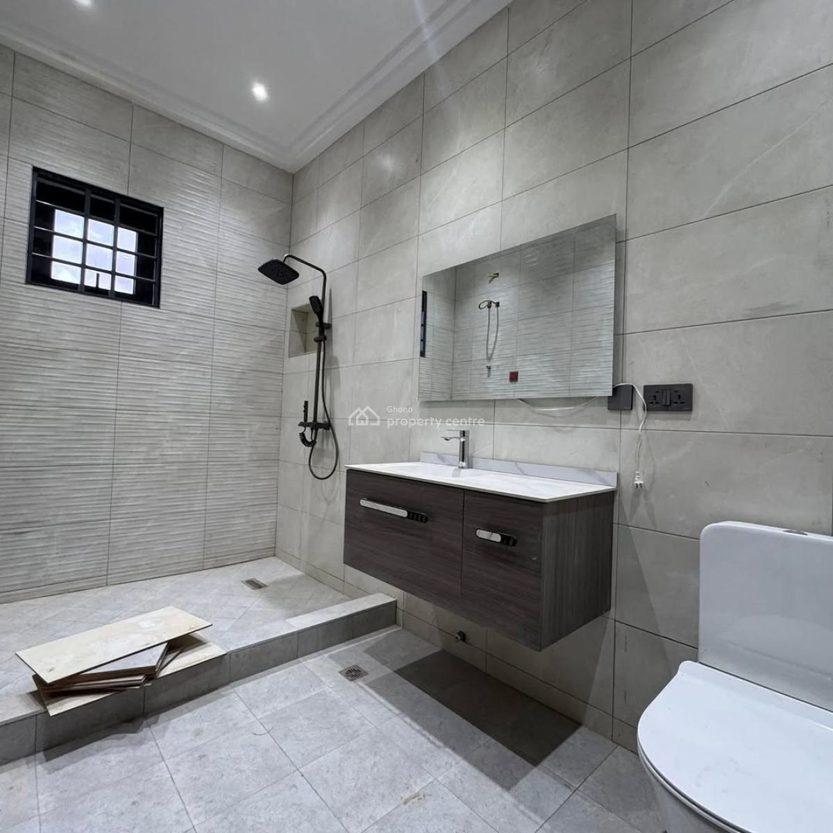 Executive 3 Bedrooms, Ga East Municipal, Accra, House for Sale