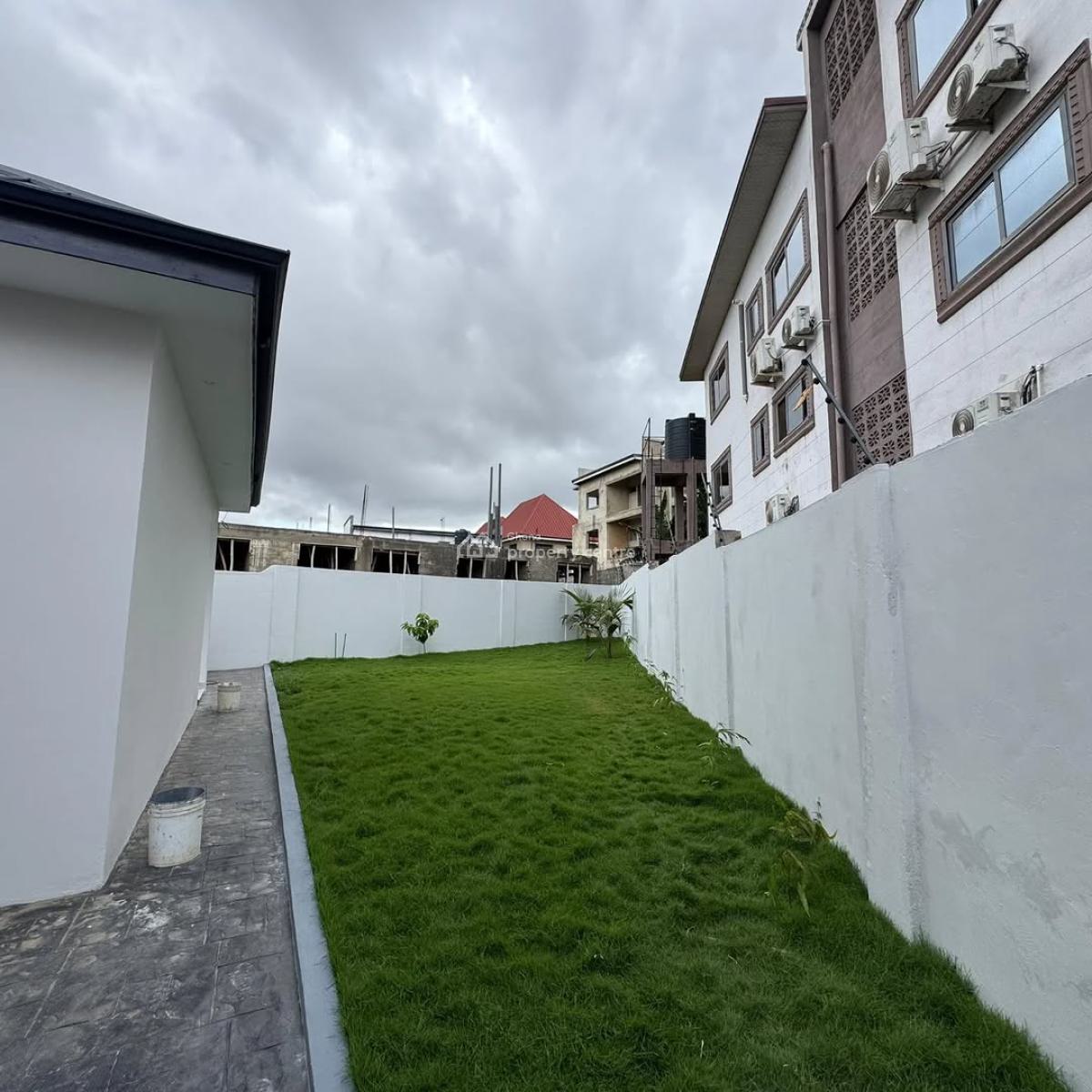 Executive 3 Bedrooms, Ga East Municipal, Accra, House for Sale
