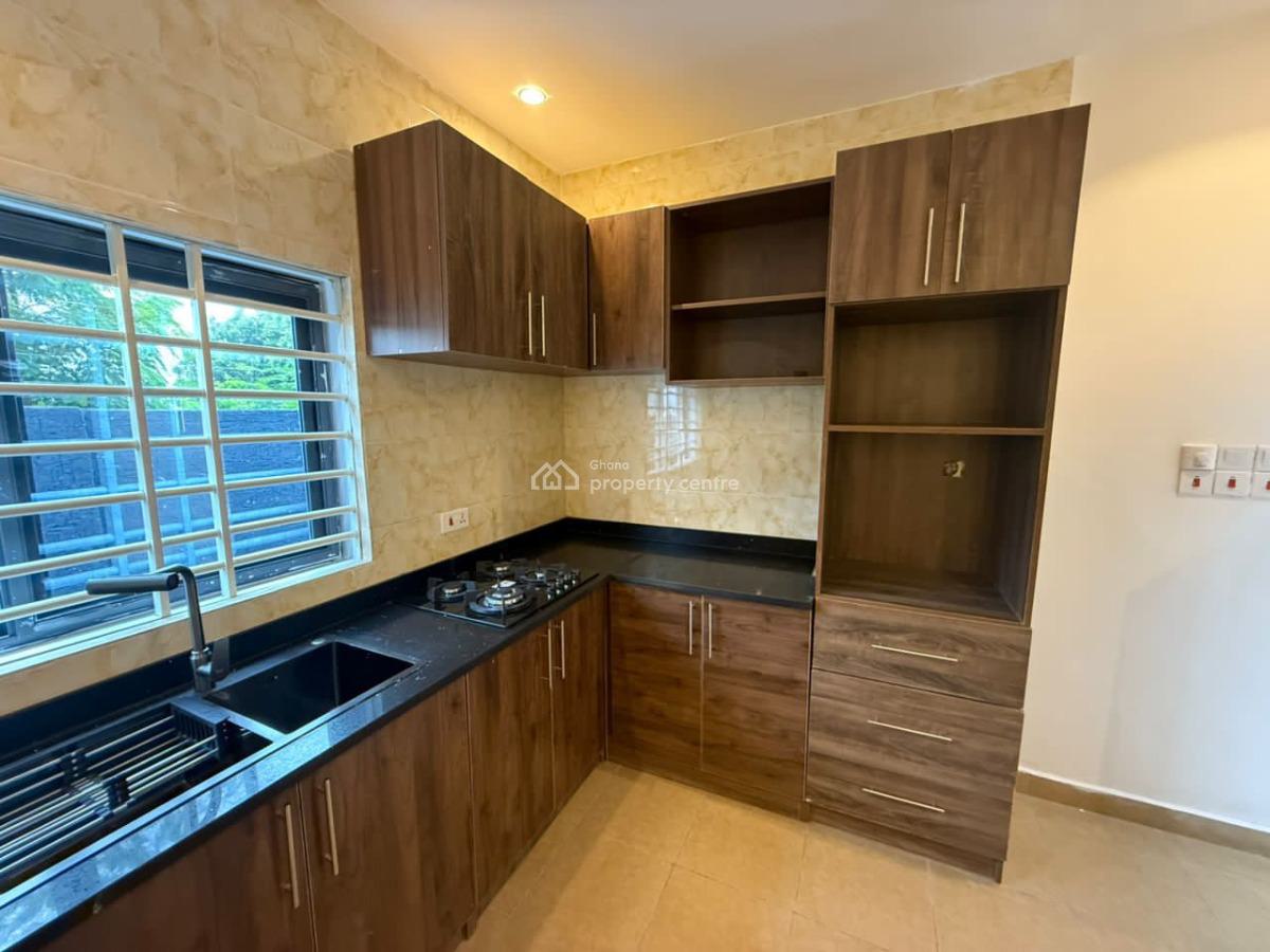 Executive 3-bedroom House @ Ga Odumase, Odumase, Ablekuma South, Accra Metropolitan, Accra, House for Sale