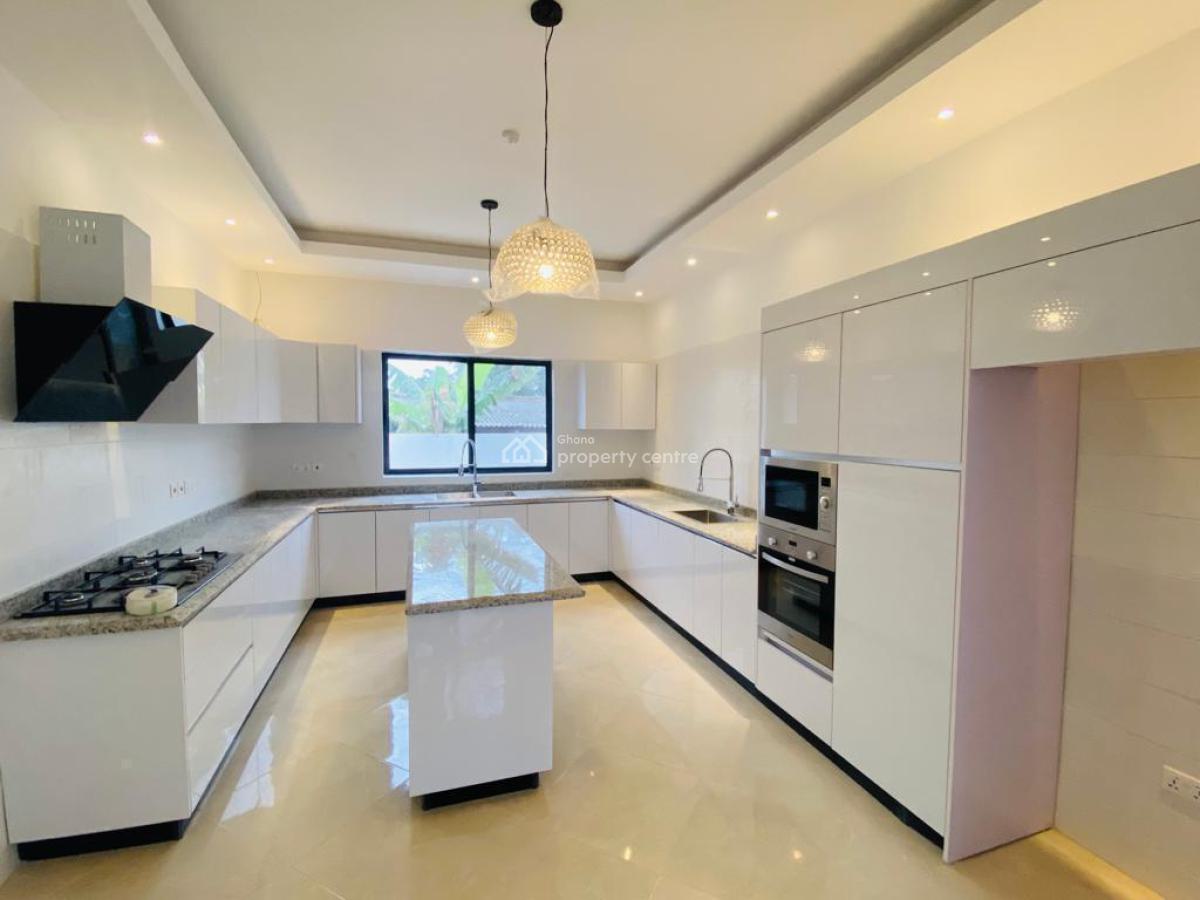 Executive 4 Bedroom, Spintex, Accra, House for Sale