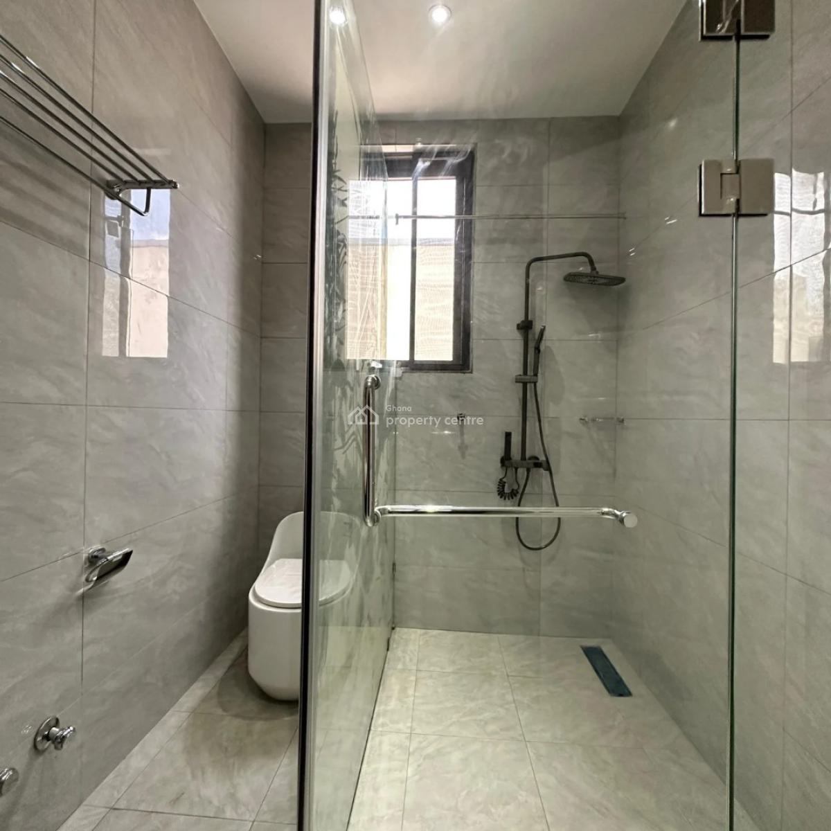Executive Semi-furnished 3-bedroom, Ashaley Botwe, Adenta Municipal, Accra, House for Sale