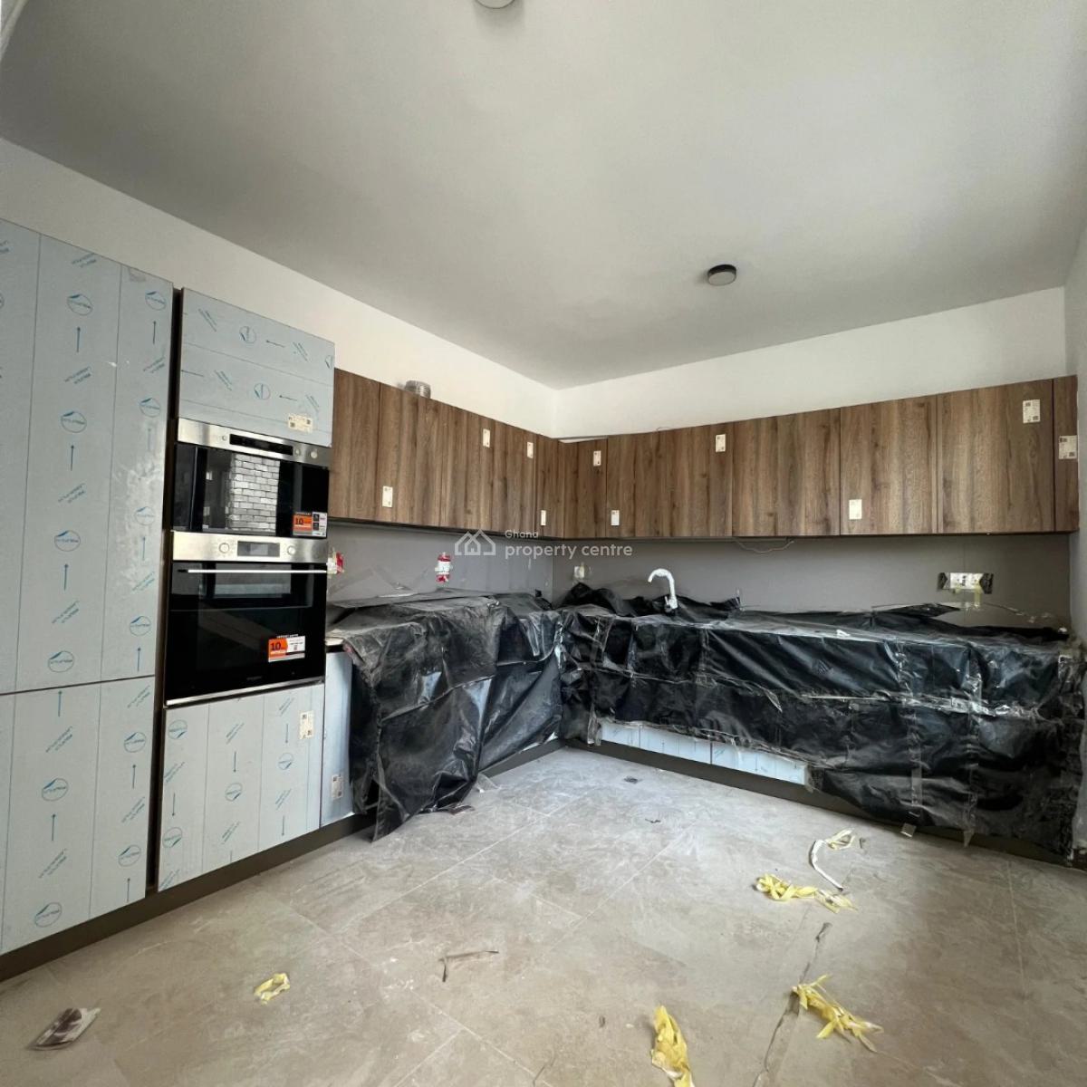 Executive Newly Built All En-suite 4 Bedroom, East Airport, Airport Residential Area, Accra, House for Sale