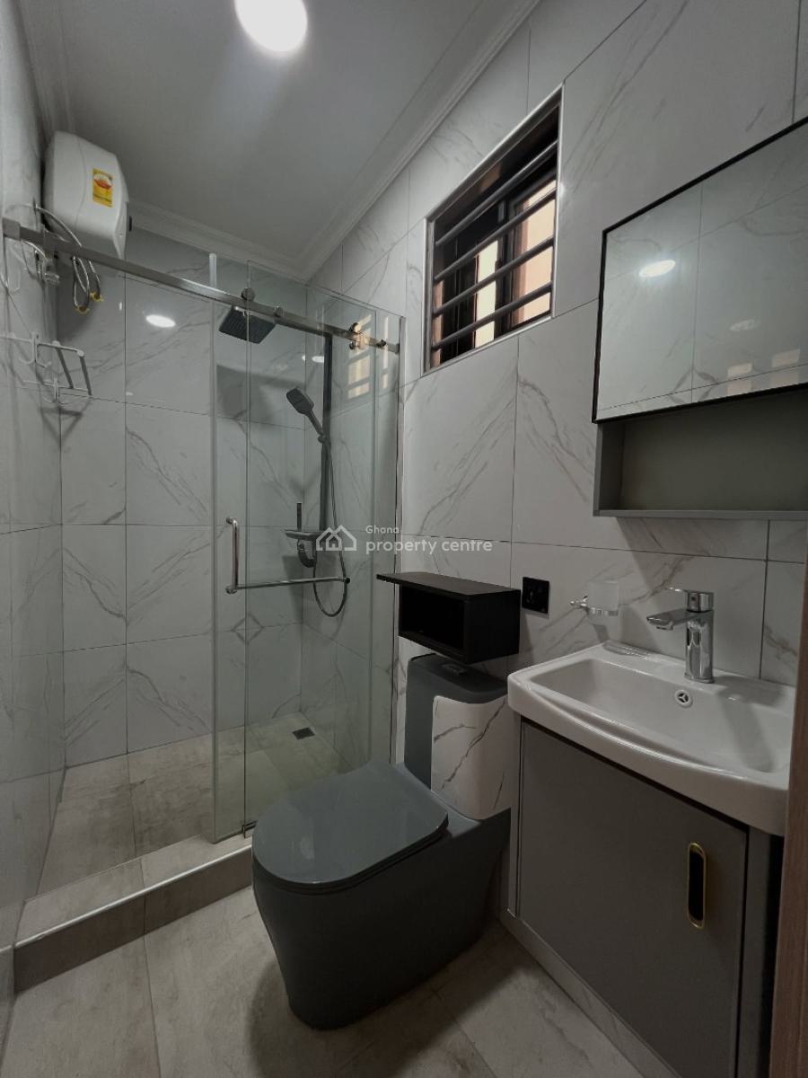 Executive Newly Built All En-suite 2 Bedroom, East Legon, Accra, Townhouse for Rent