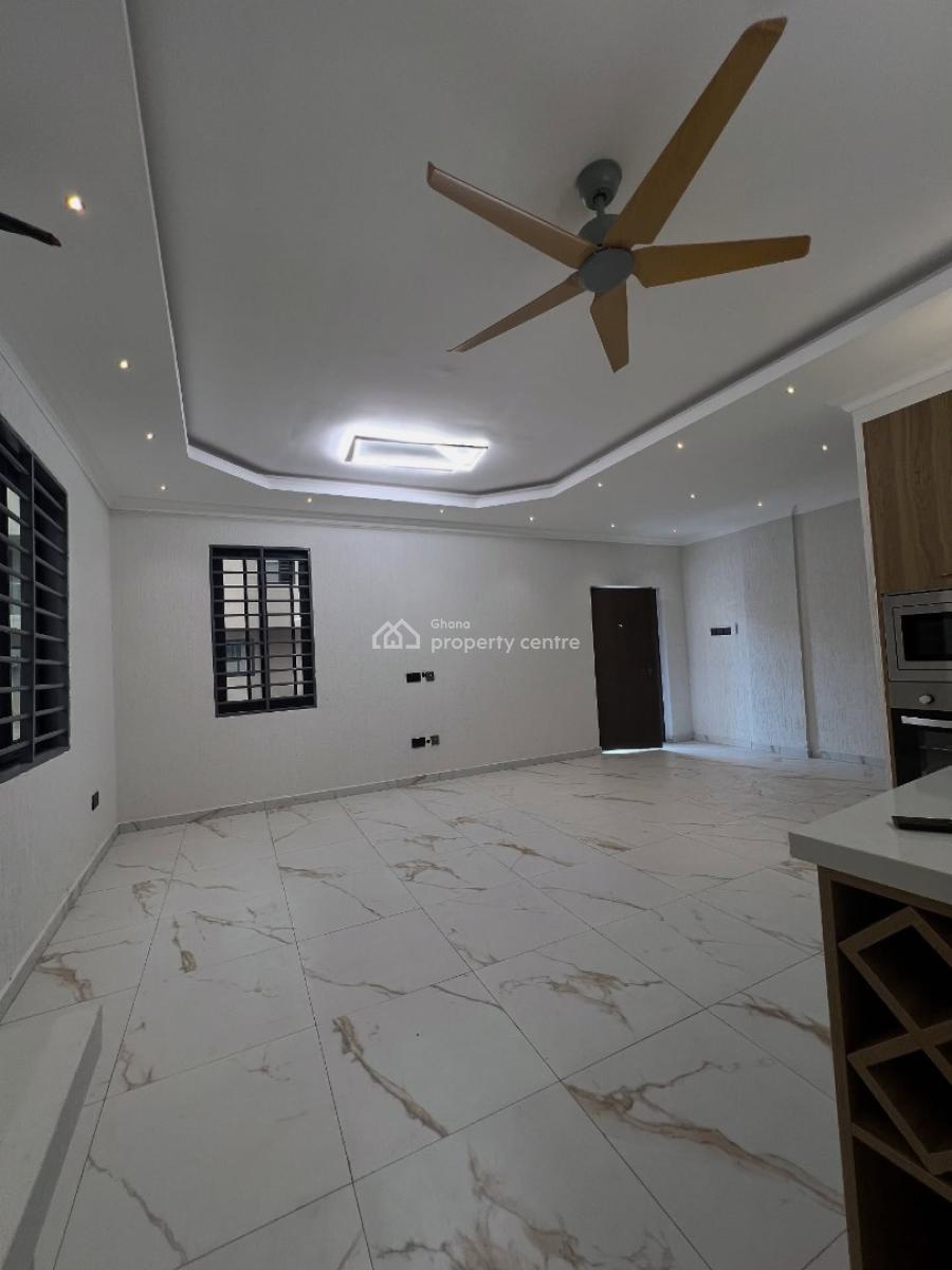 Executive Newly Built All En-suite 2 Bedroom, East Legon, Accra, Townhouse for Rent