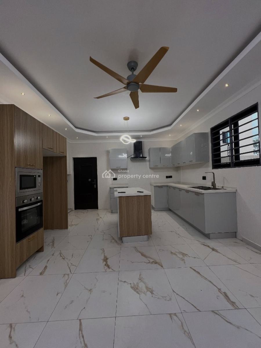 Executive Newly Built All En-suite 2 Bedroom, East Legon, Accra, Townhouse for Rent