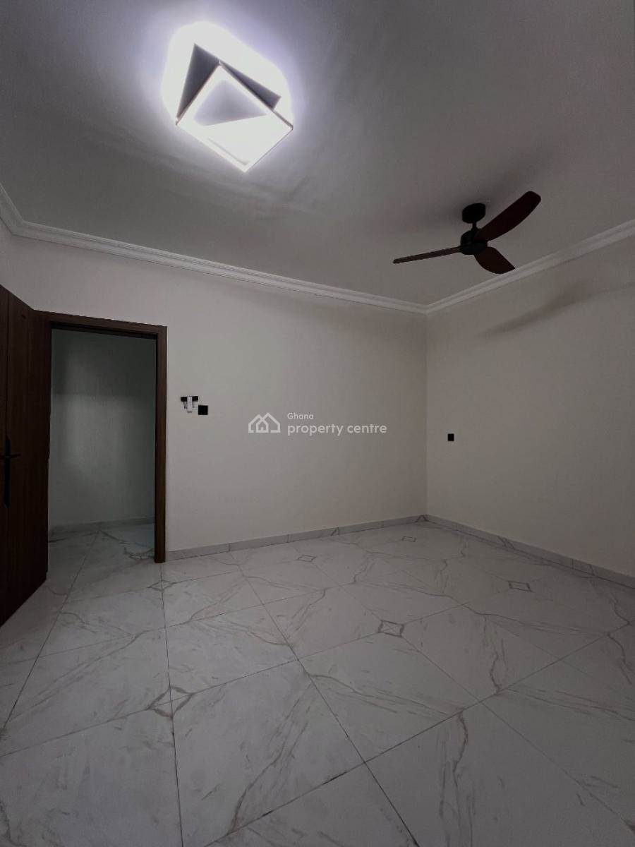 Executive Newly Built All En-suite 2 Bedroom, East Legon, Accra, Townhouse for Rent