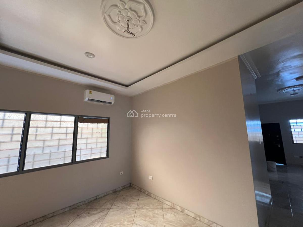 Nice 4 Bedrooms, Community 20, Spintex, Accra, House for Rent
