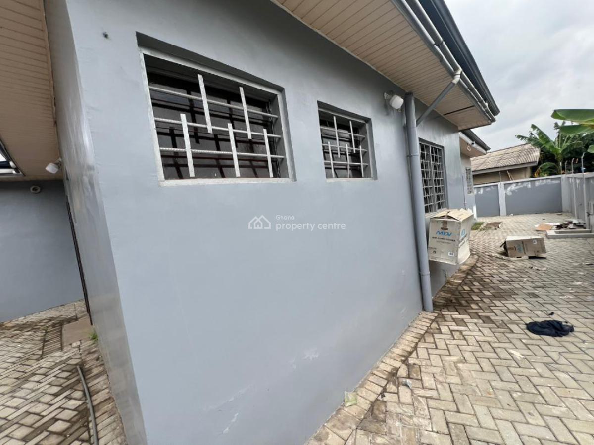 Nice 4 Bedrooms, Community 20, Spintex, Accra, House for Rent
