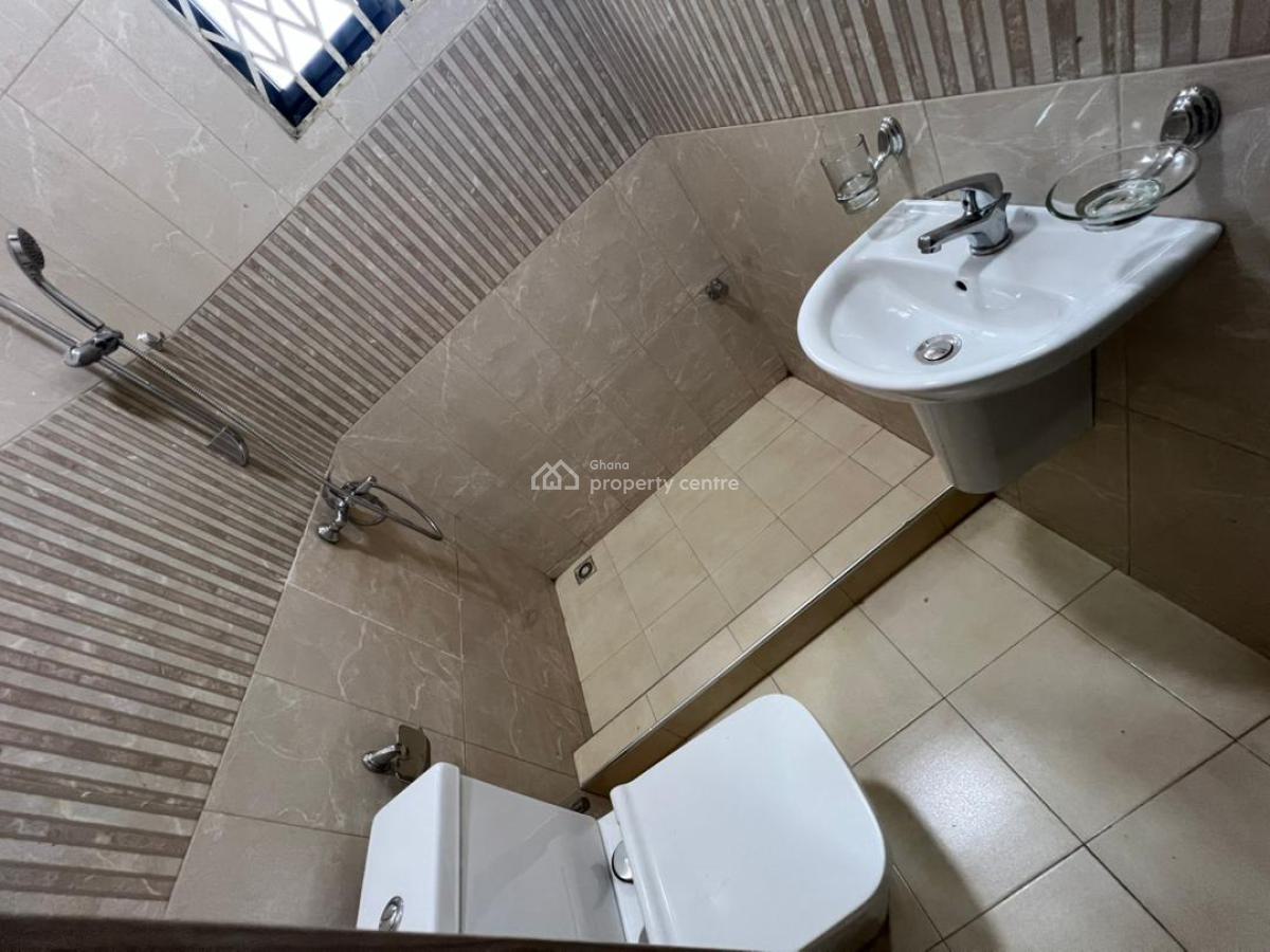 Nice 4 Bedrooms, Community 20, Spintex, Accra, House for Rent