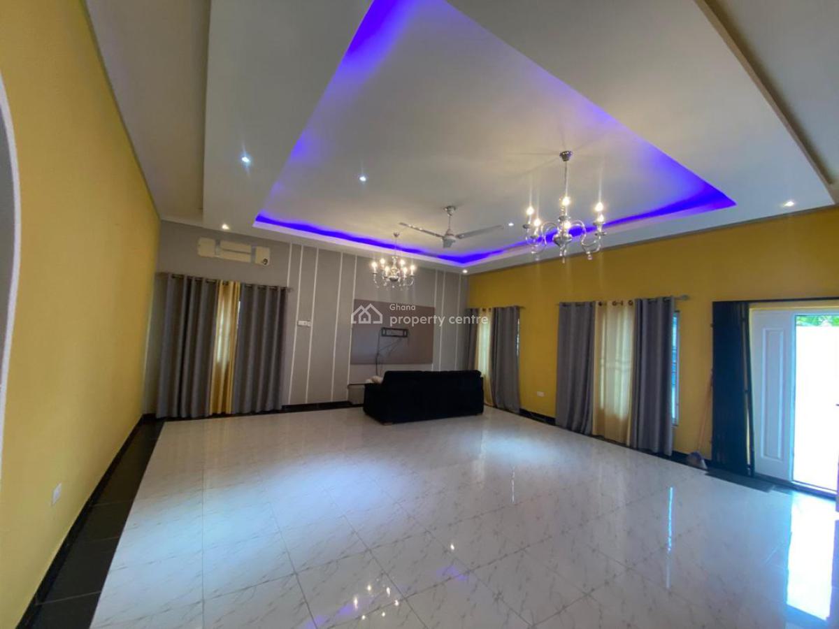 Beautifully Design 3-bedroom Burgalow House Witj Pool @ Spintex, Spintex, Accra, House for Rent