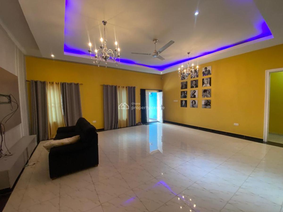 Beautifully Design 3-bedroom Burgalow House Witj Pool @ Spintex, Spintex, Accra, House for Rent