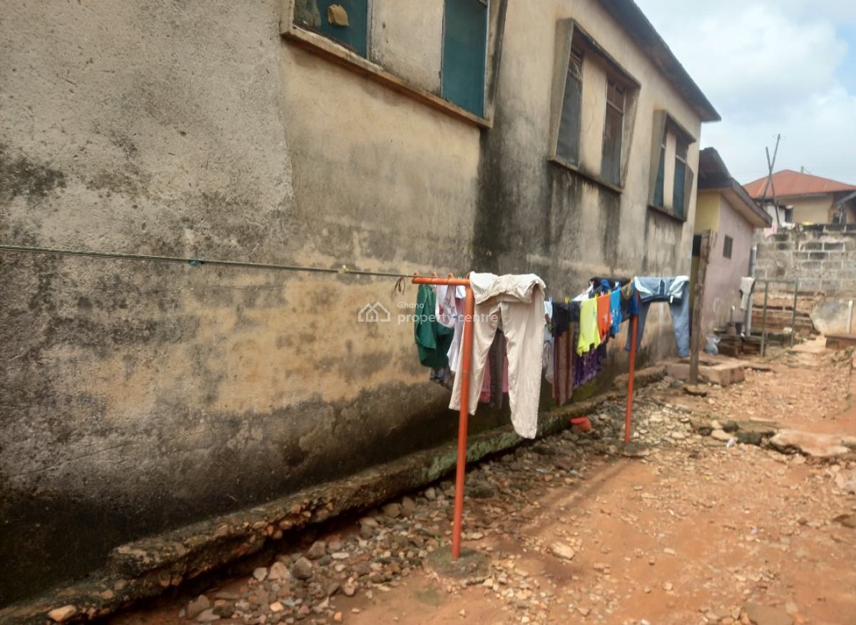 6 Bedrooms, Oforikrom, Near Anloga Junction., Kumasi Metropolitan, Ashanti, House for Sale