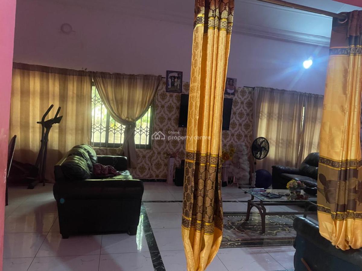 Oyibi 4 Bdrms House on 2 Plot of Land, Oyibi, Oyibi, Accra, House for Sale