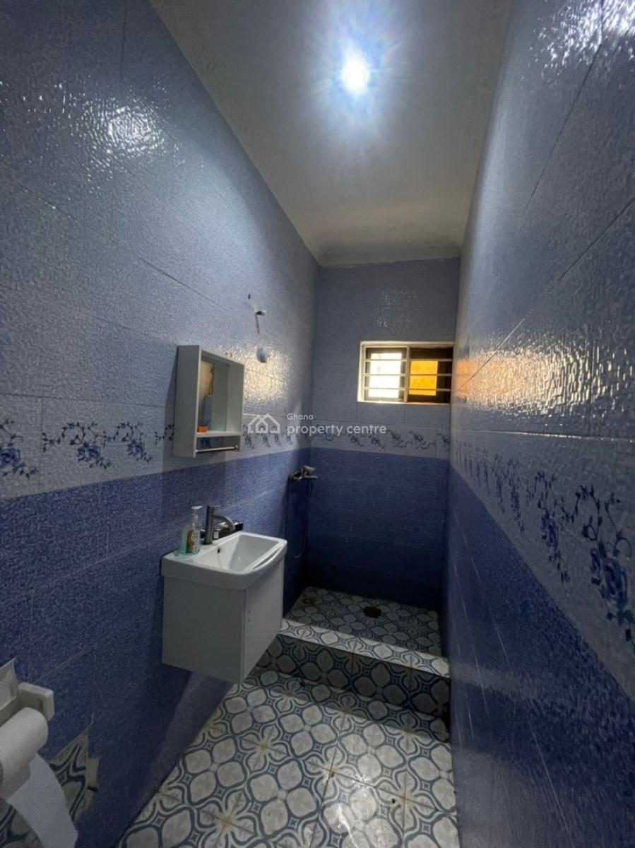 Chamber and Hall at Anyaa Palas Town, Anyaa Palas Town, Ga South Municipal, Accra, Apartment for Rent