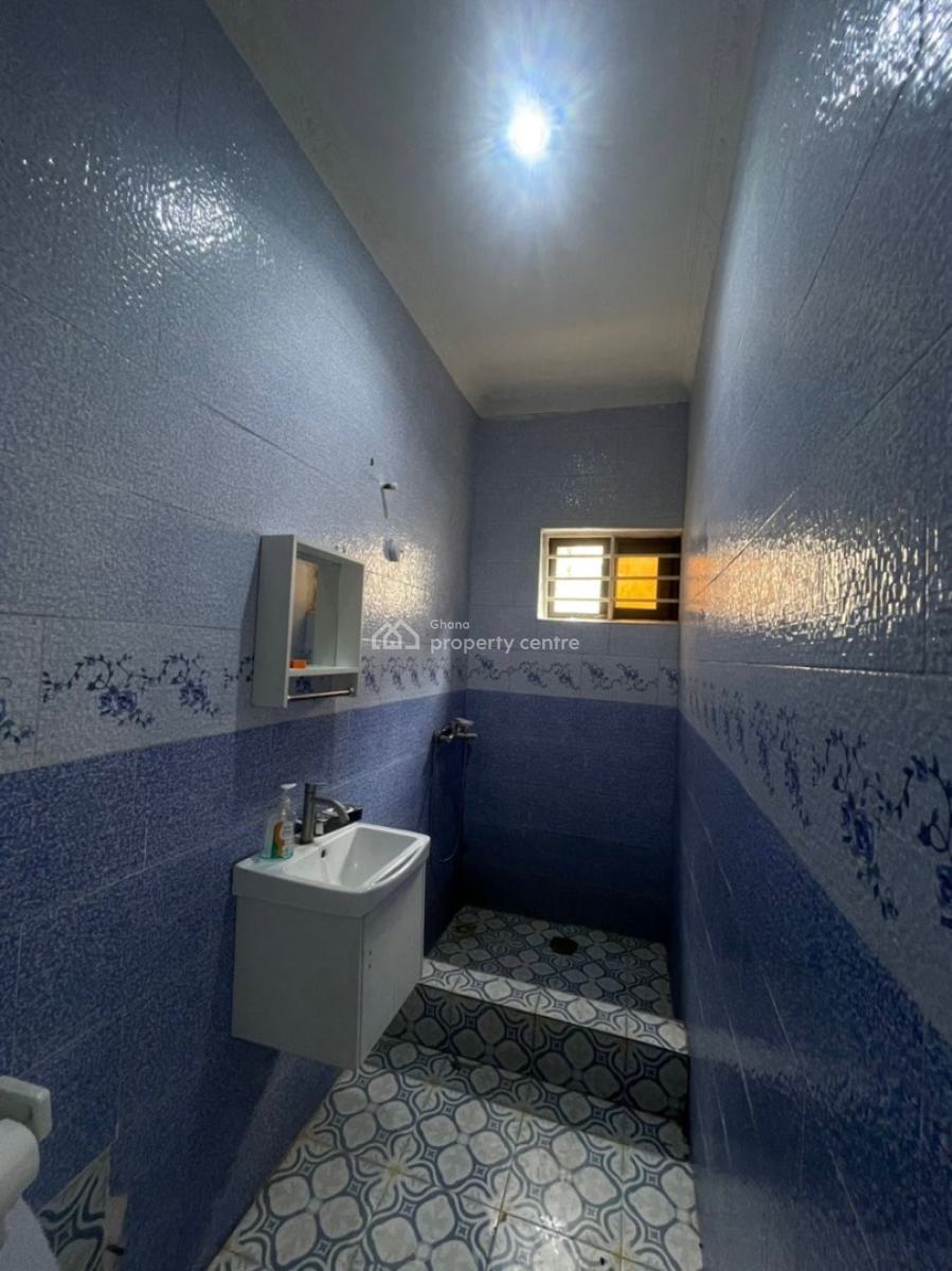 Chamber and Hall at Anyaa Palas Town, Anyaa Palas Town, Ga South Municipal, Accra, Apartment for Rent