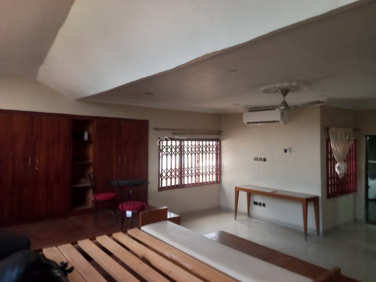 7 Bedrooms, Fumesua, on Tech Ejisu Road., Kumasi Metropolitan, Ashanti, House for Sale