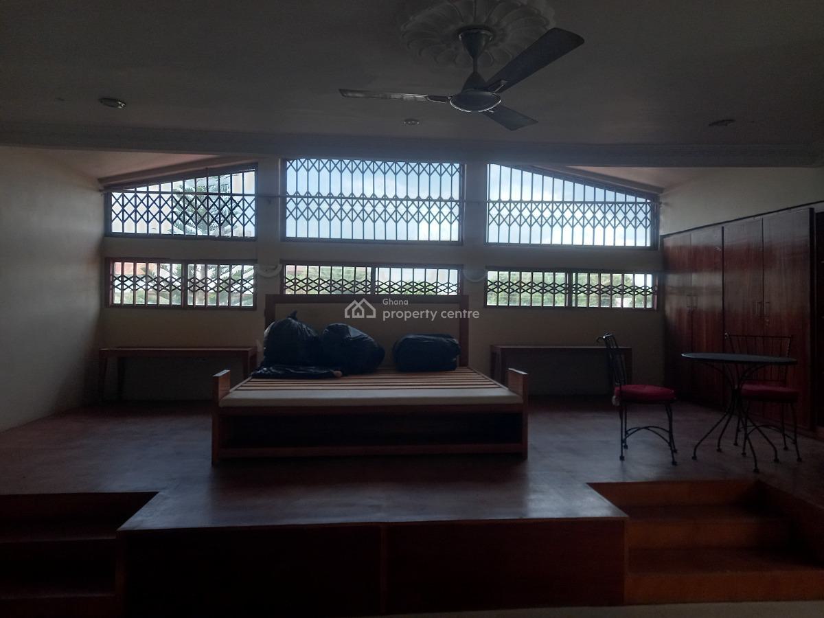 7 Bedrooms, Fumesua, on Tech Ejisu Road., Kumasi Metropolitan, Ashanti, House for Sale