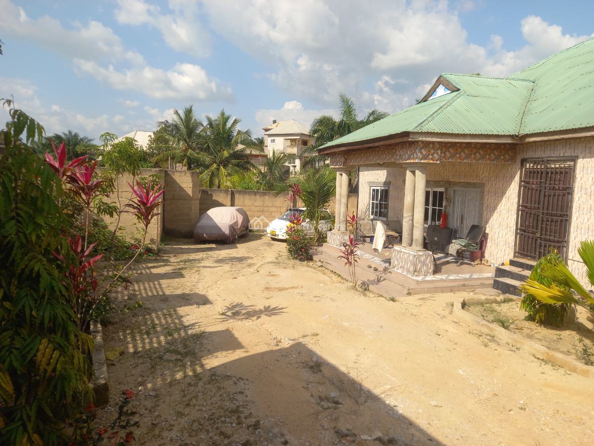 6 Bedrooms, Kodie, Near Kronum Afrancho, on Kumasi Offinso Road, Kumasi Metropolitan, Ashanti, House for Sale
