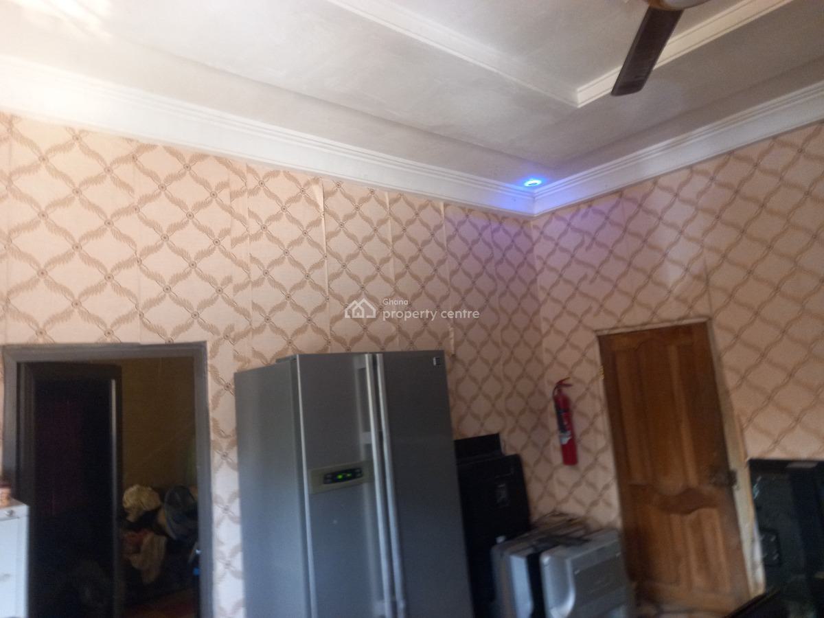 6 Bedrooms, Kodie, Near Kronum Afrancho, on Kumasi Offinso Road, Kumasi Metropolitan, Ashanti, House for Sale