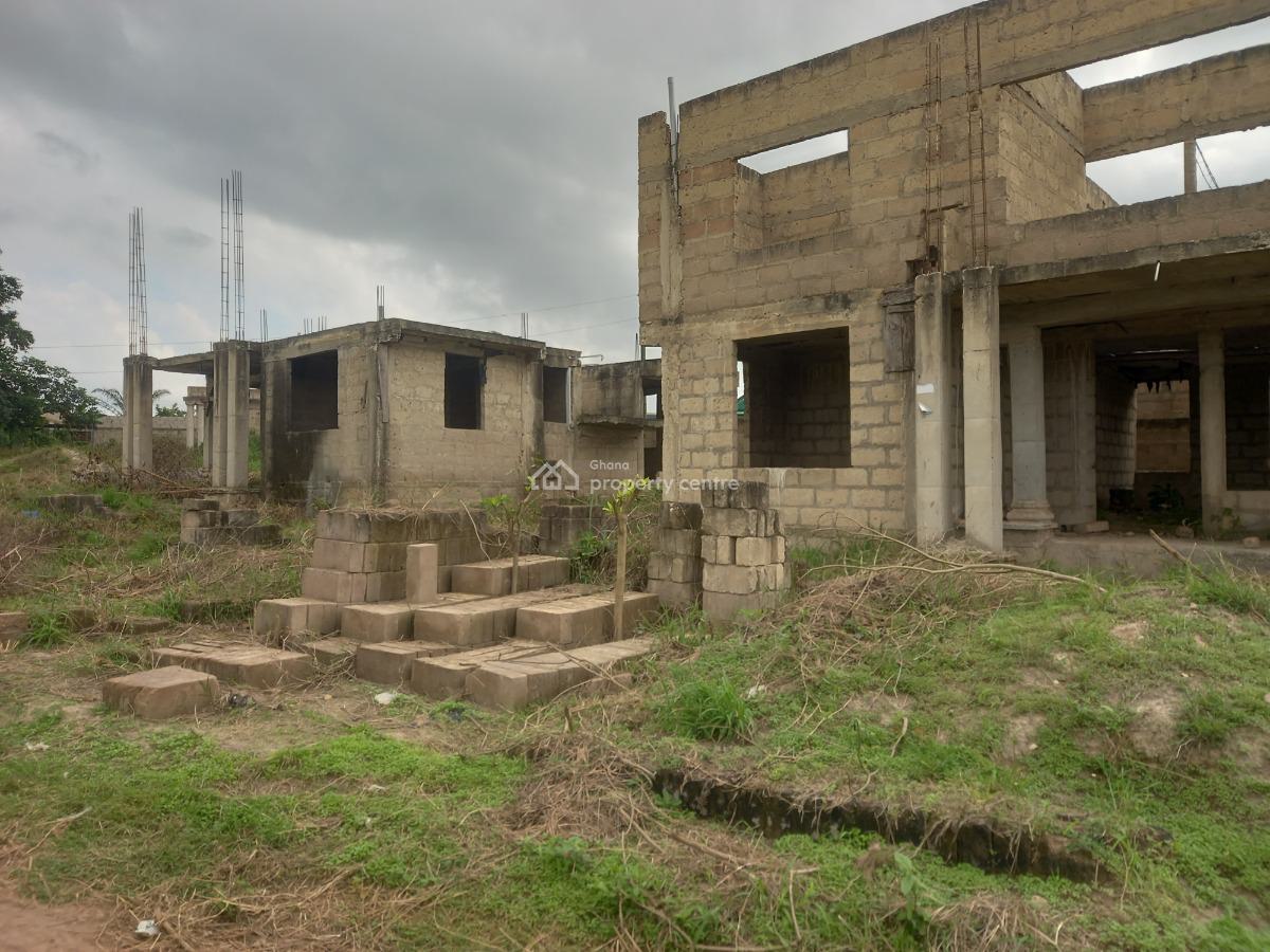 8 Bedrooms  ( 2 Separate Houses), Kenyasi Bosore., Kumasi Metropolitan, Ashanti, House for Sale