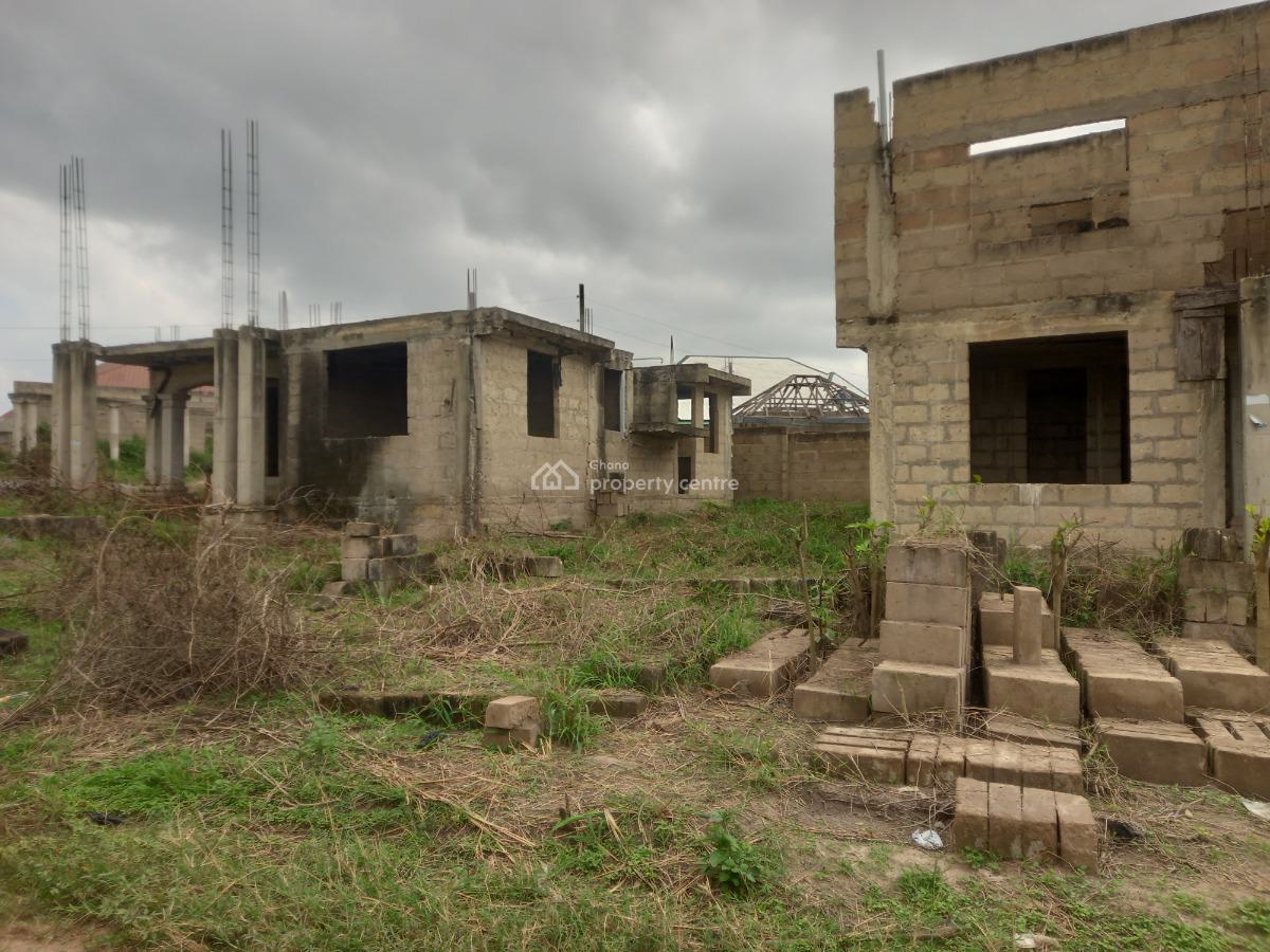 8 Bedrooms  ( 2 Separate Houses), Kenyasi Bosore., Kumasi Metropolitan, Ashanti, House for Sale