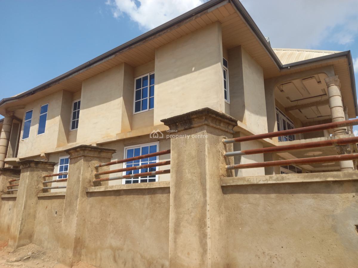 10 Bedrooms, Afrancho ( Township), Near Kronum Suame., Kumasi Metropolitan, Ashanti, House for Sale