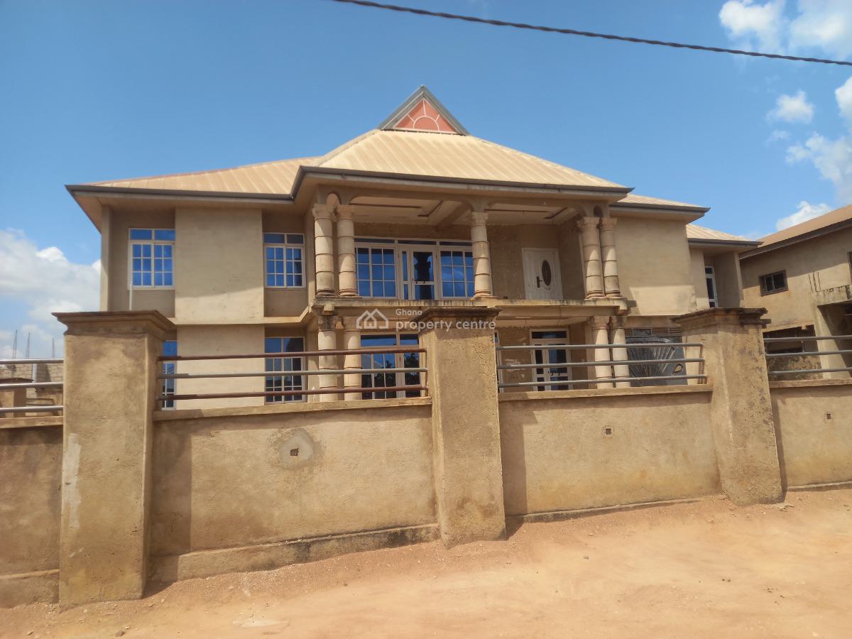 10 Bedrooms, Afrancho ( Township), Near Kronum Suame., Kumasi Metropolitan, Ashanti, House for Sale
