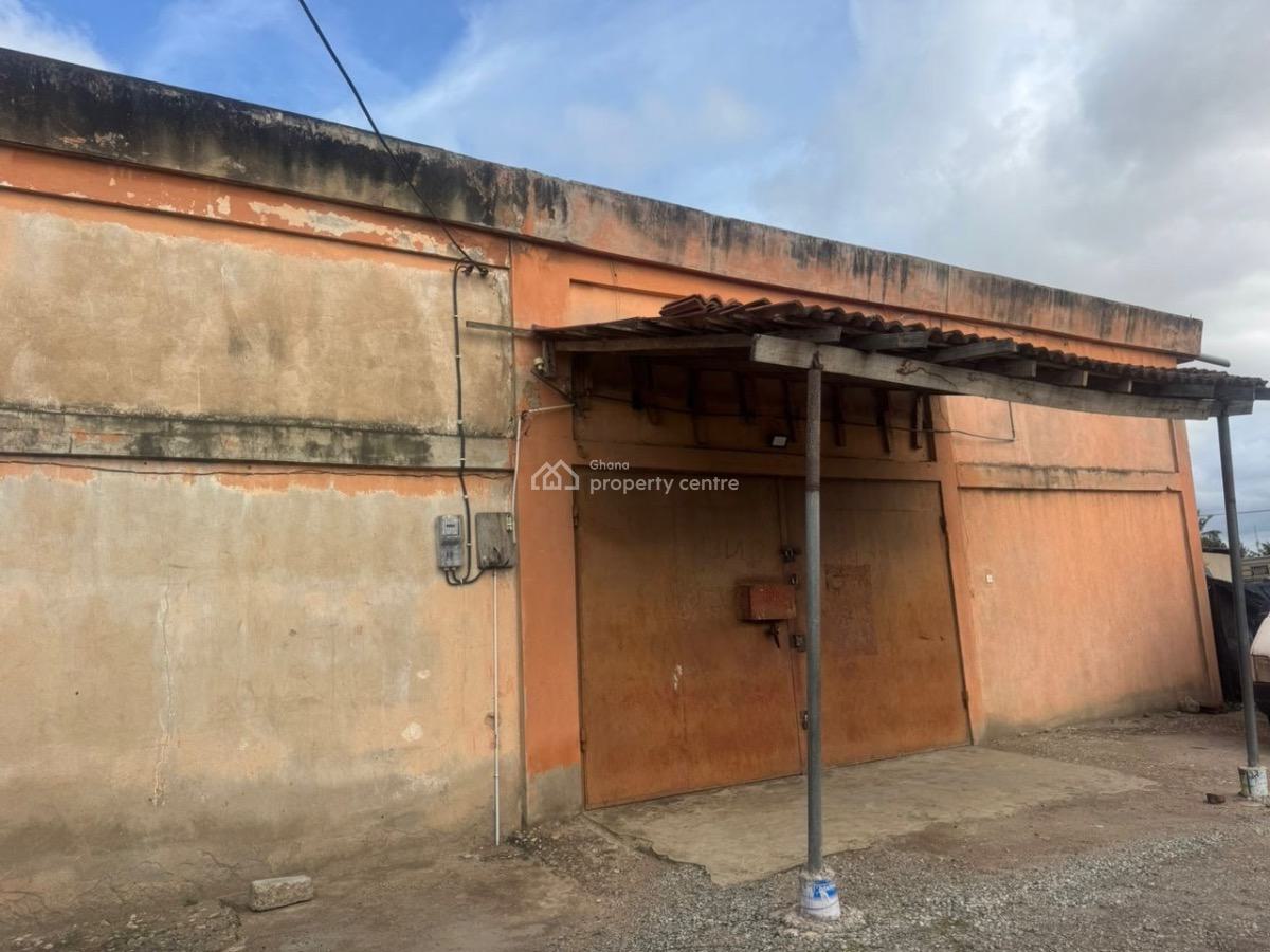 400 Square of Warehouse at Achimota, Abc, Achimota, Accra, Warehouse for Rent