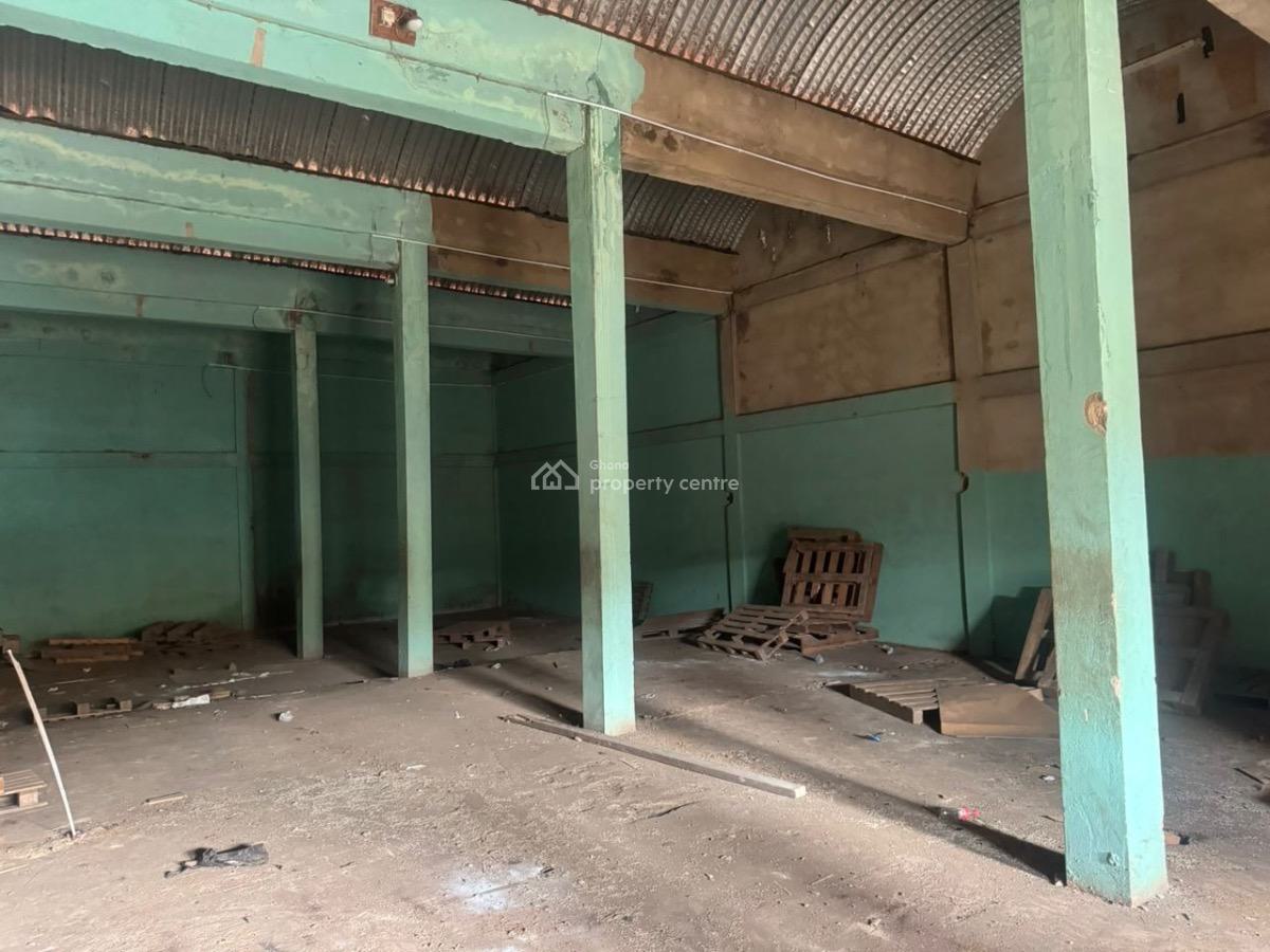 400 Square of Warehouse at Achimota, Abc, Achimota, Accra, Warehouse for Rent