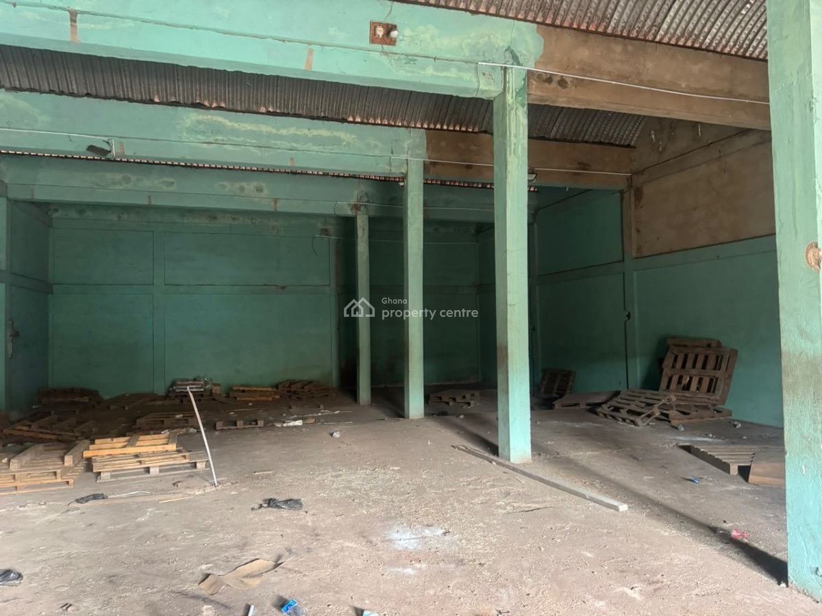 400 Square of Warehouse at Achimota, Abc, Achimota, Accra, Warehouse for Rent