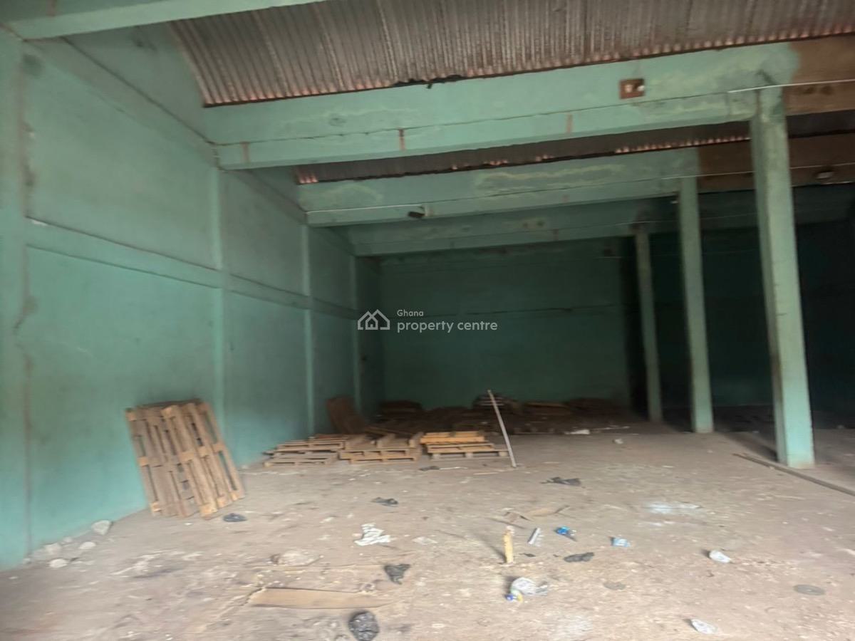 400 Square of Warehouse at Achimota, Abc, Achimota, Accra, Warehouse for Rent