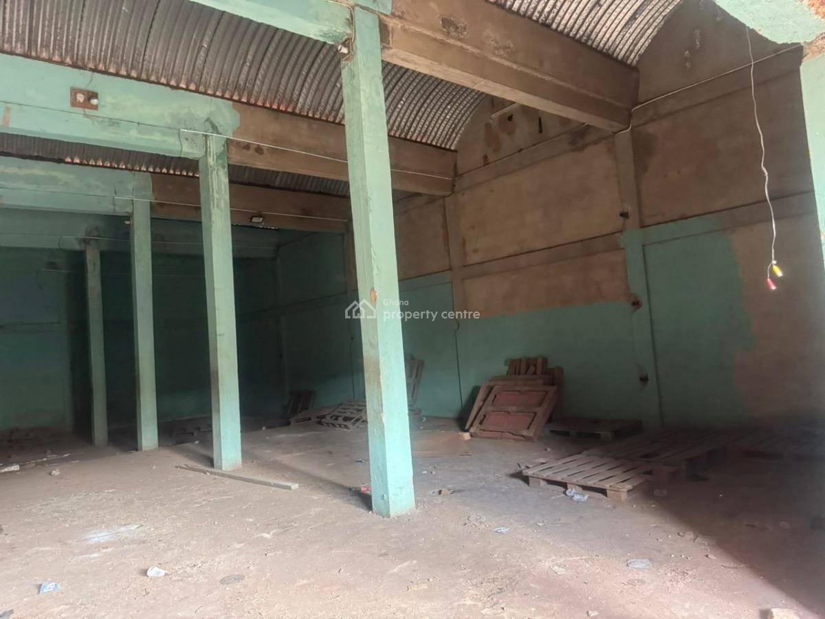 400 Square of Warehouse at Achimota, Abc, Achimota, Accra, Warehouse for Rent